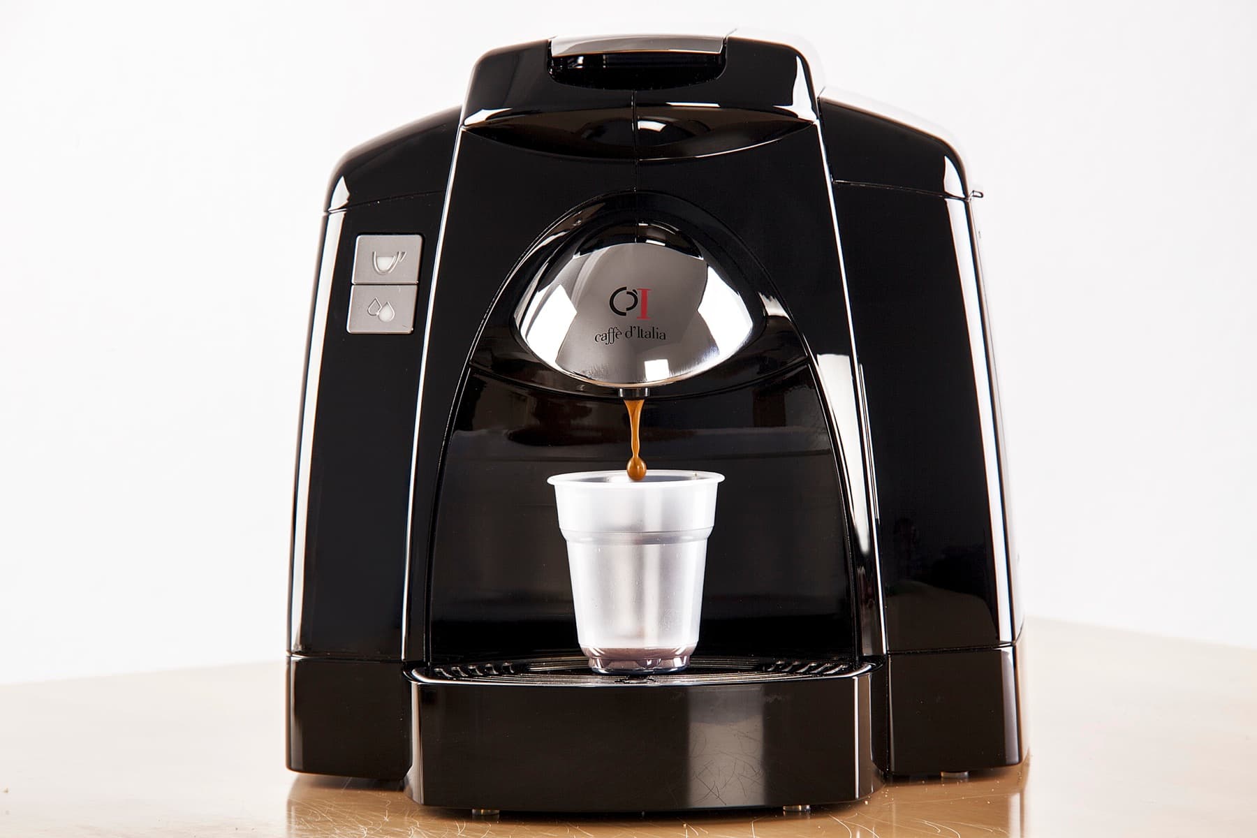 Macchina Coffee Express durante l'erogazione